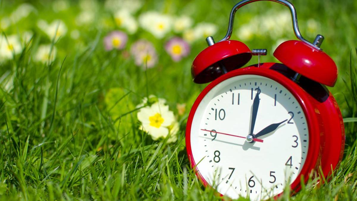 ora de vara 2023 romania