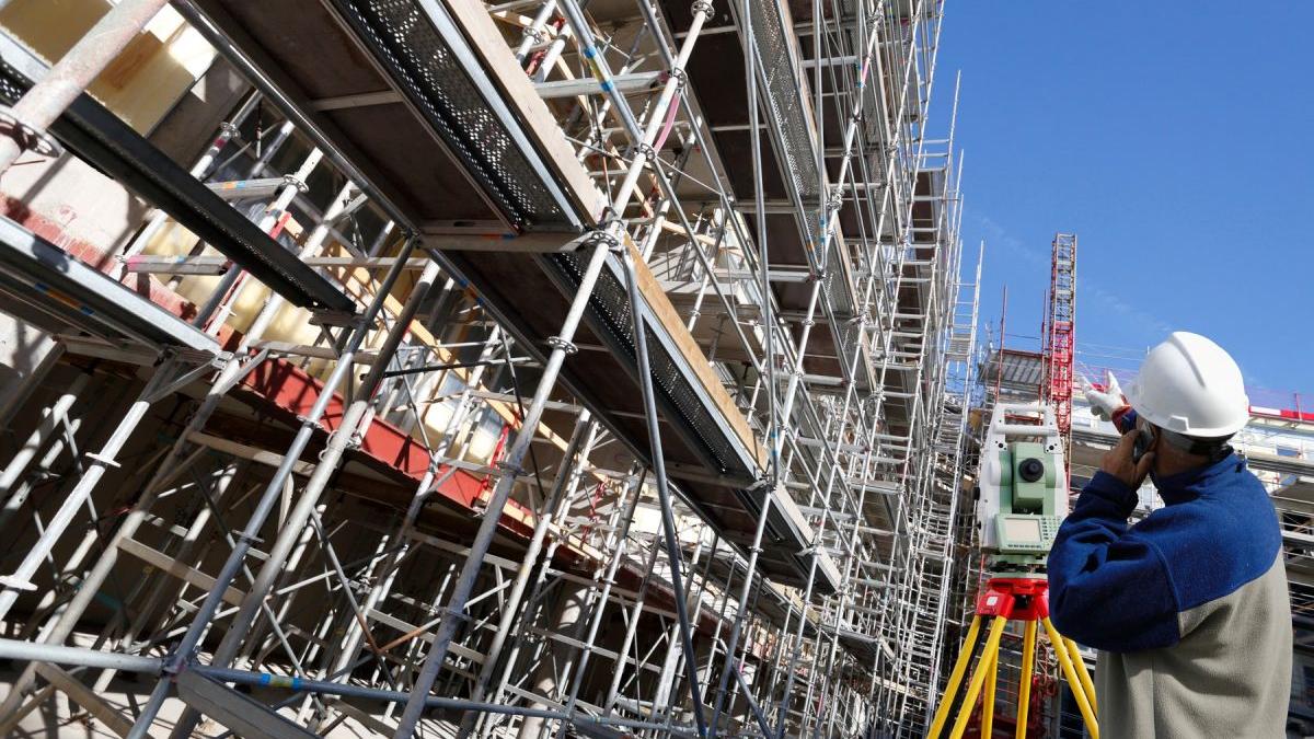 dezvoltator imobiliar 30 apartamente bloc autorizat