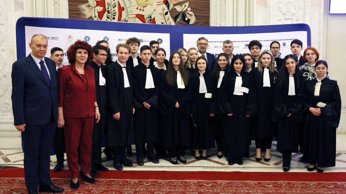 ministrul culturii martor experiment emotionant