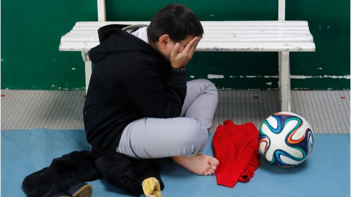 copil roman germania umilit scoala furt