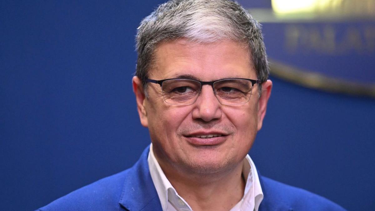 marcel bolos carduri alimente mese calde