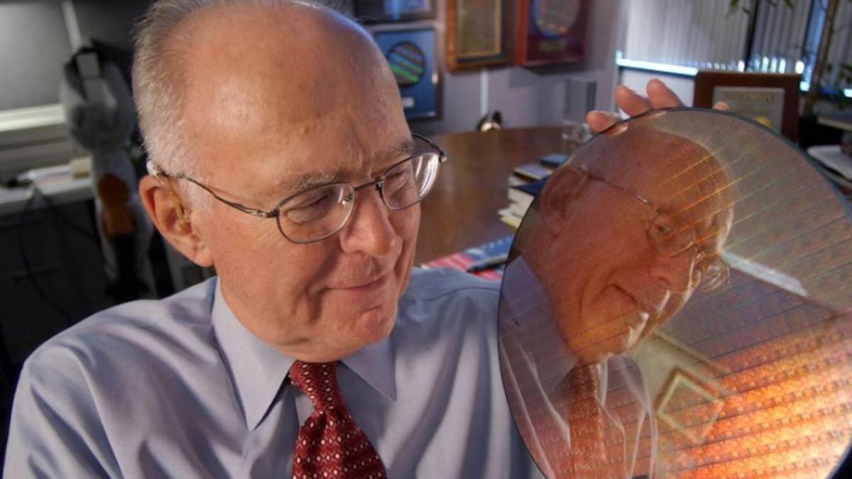 gordon moore a murit cofondatorul intel 94 de ani