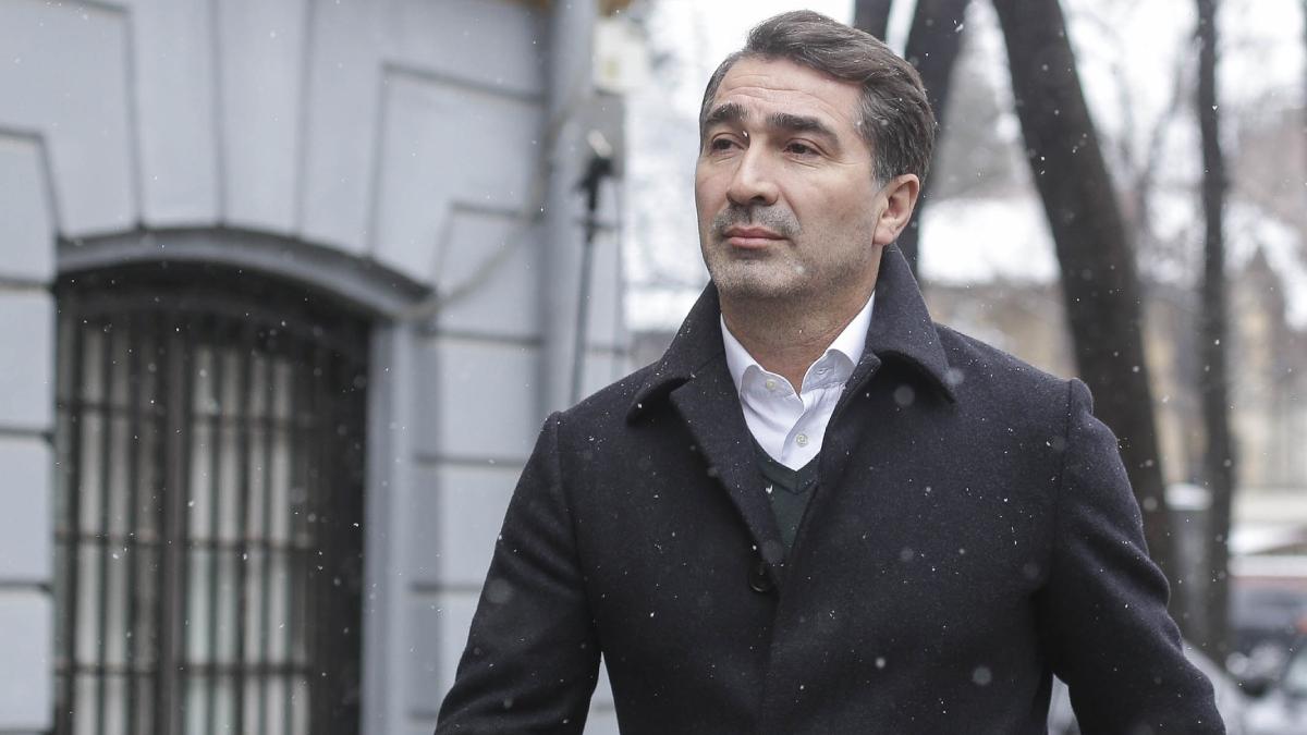 ionel arsene plasat in arest la domiciliu in italia