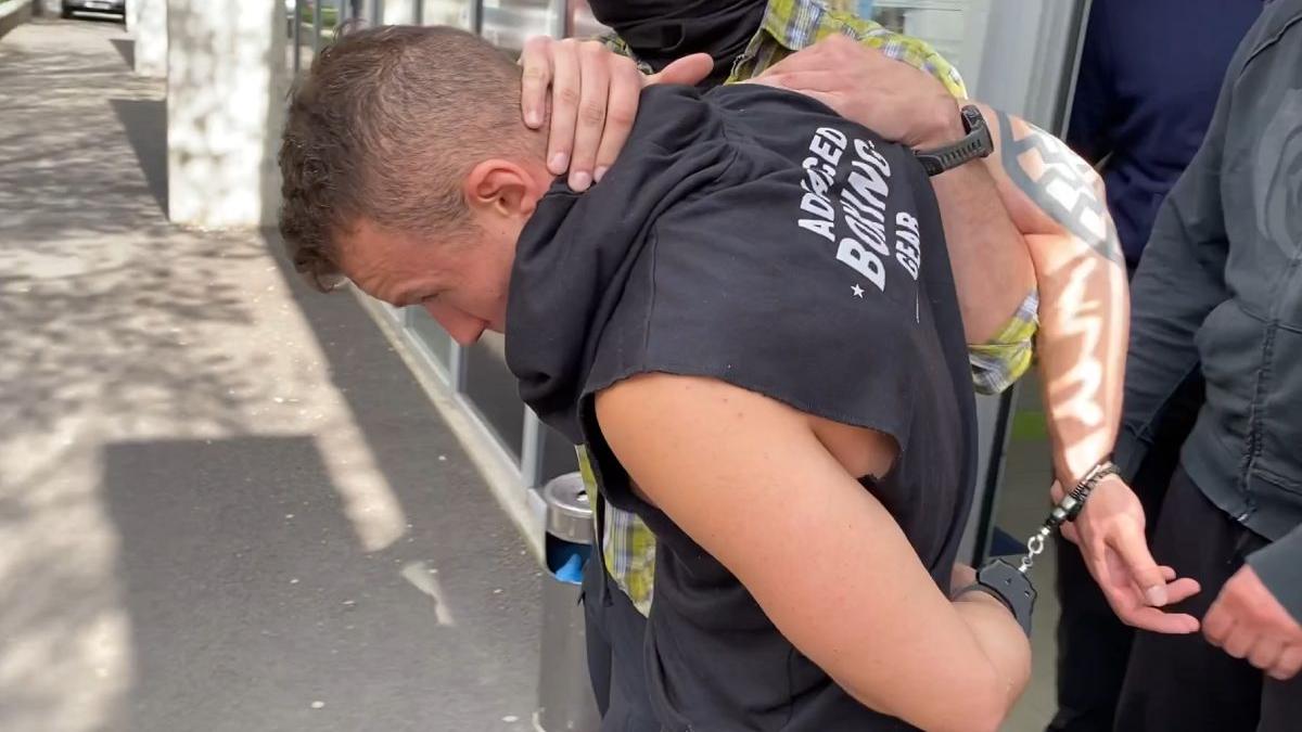 american urmarire internationala prins politisti bucuresti