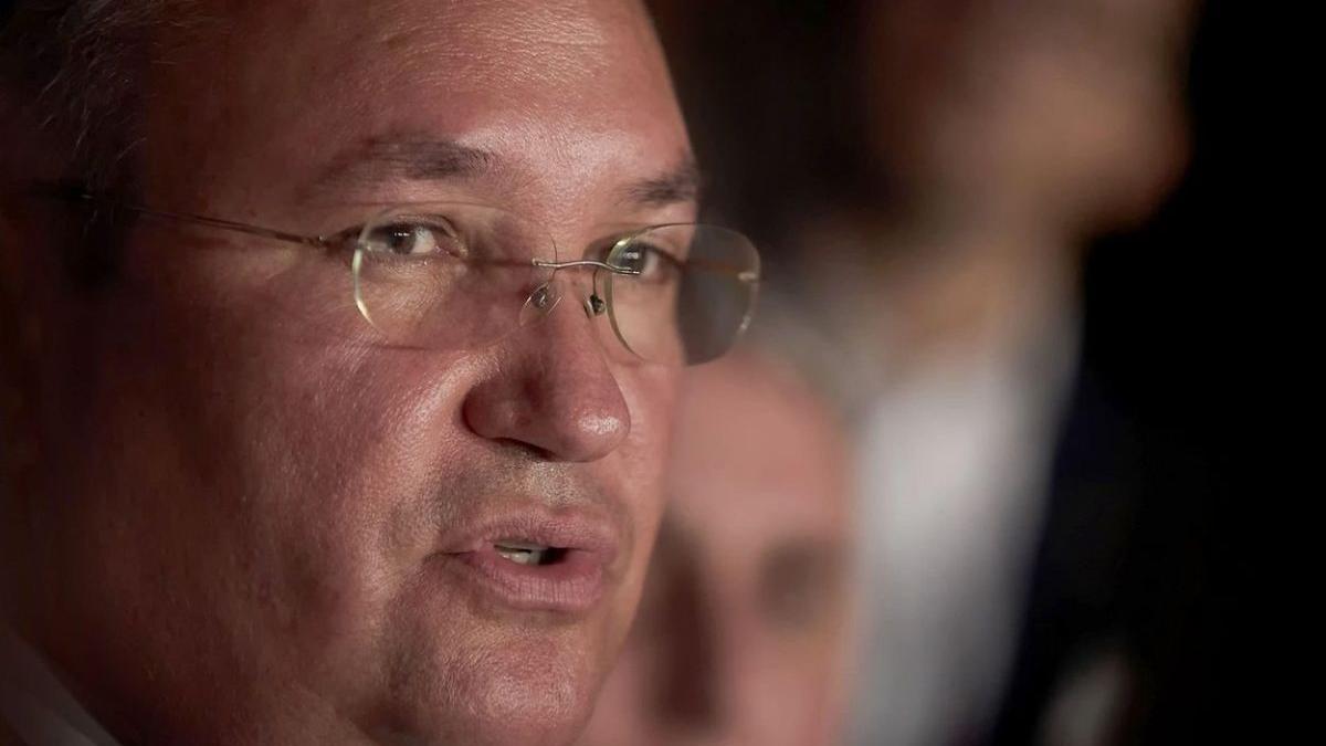 guvern amanare taiere pensii speciale pasuire comisia europeana