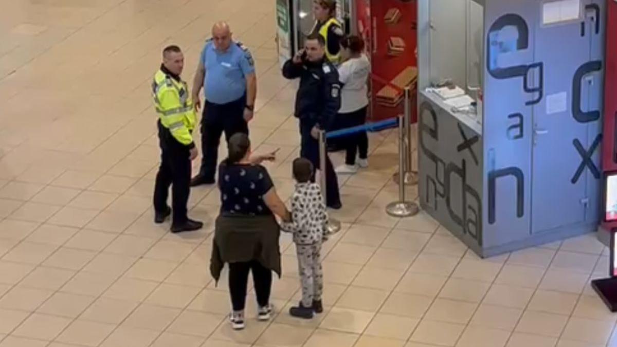 femeie incercat sinucida aeroport otopeni