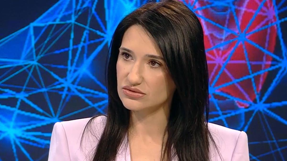 Semne care arată că tiroida nu funcționeaza în parametri optimi. Atenție la oboseala excesivă