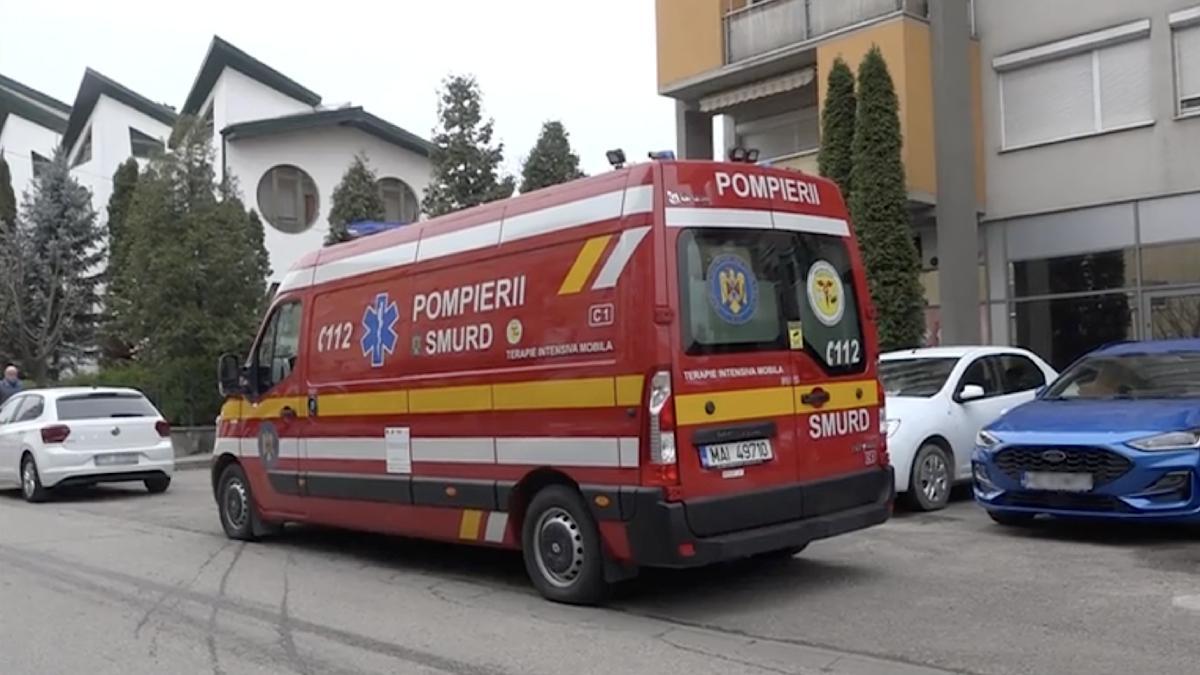 italian aruncat etaj 7 bloc deva pastele catolic