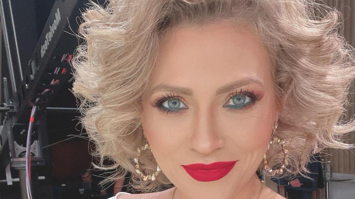 mirela vaida blocata aeroport bergamo exprima indignare retele socializare tarom