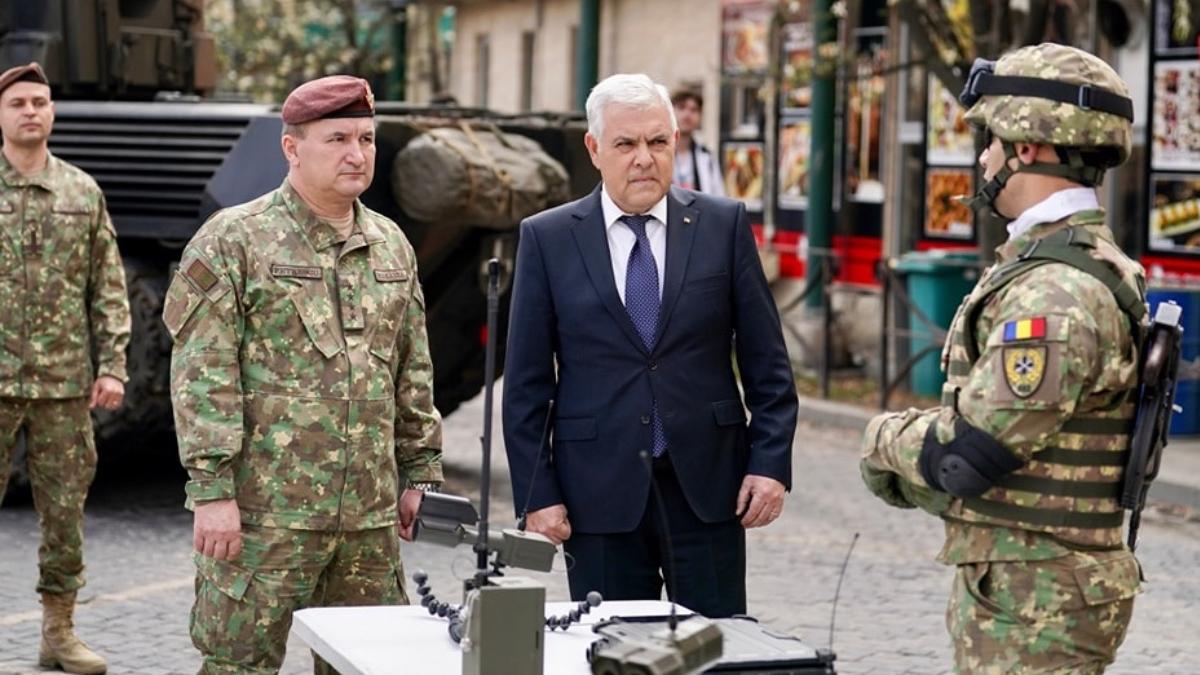 razboi ministrul apararii mii militari vor sa plece din sistem