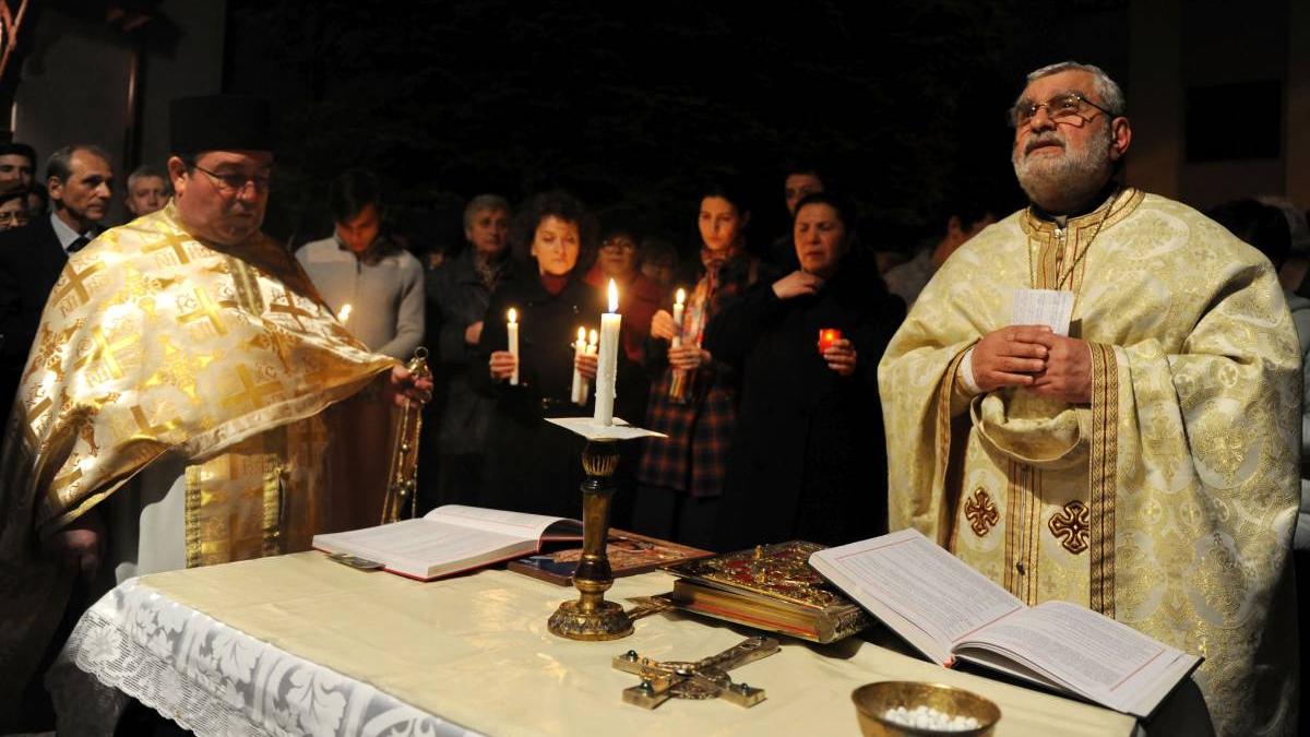 cum se trece corect pe sub masa biserica vinerea mare