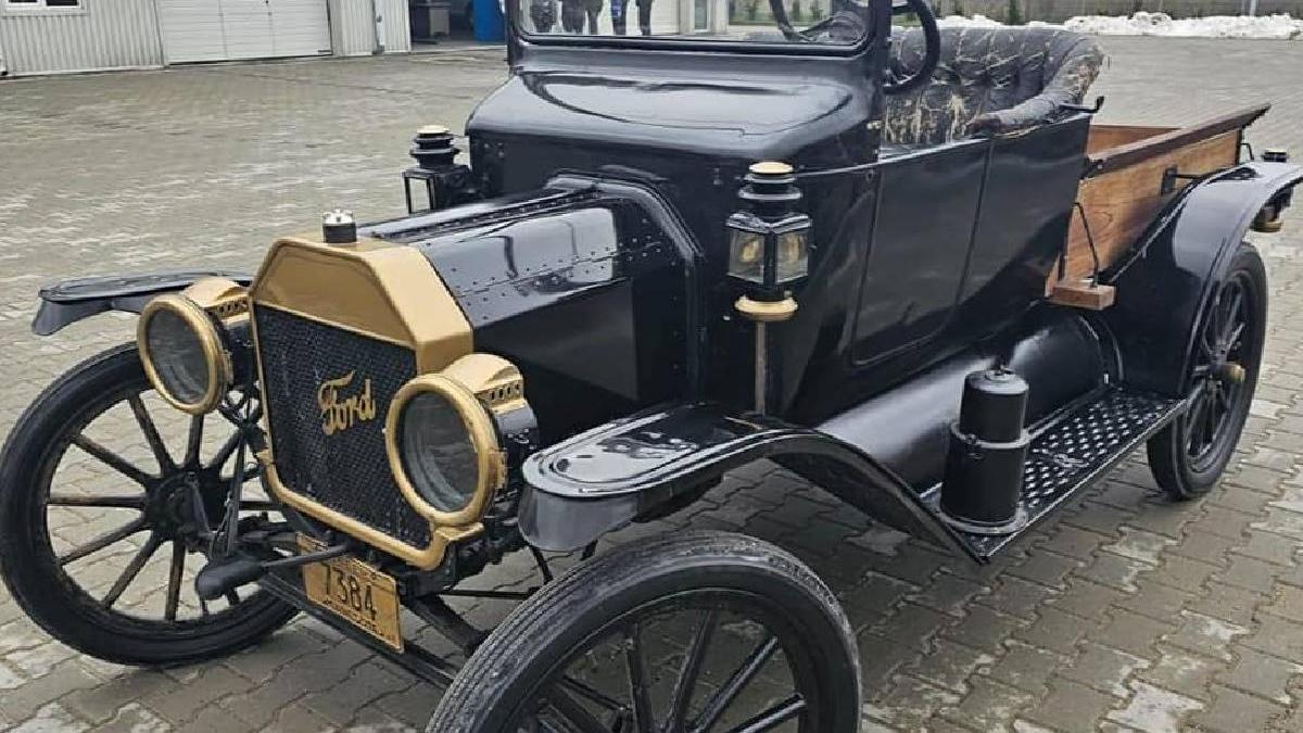 roman adus rar masina fabricata 1914