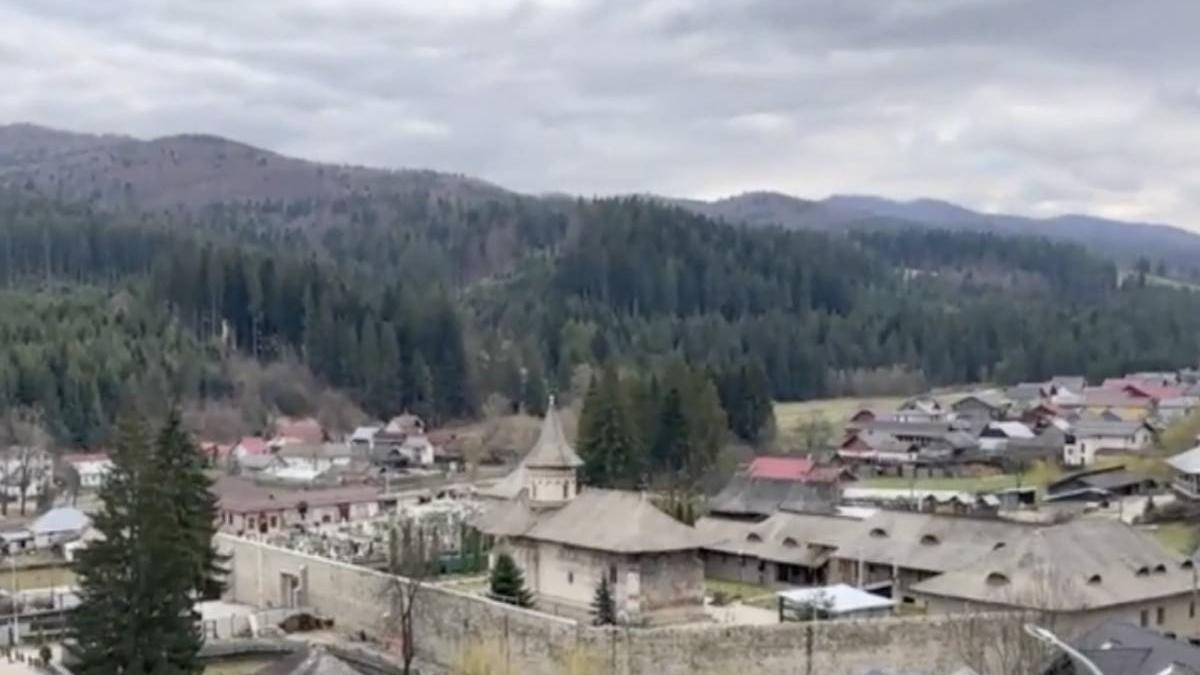 turisti paste sosit bucovina 400 de euro trei zile