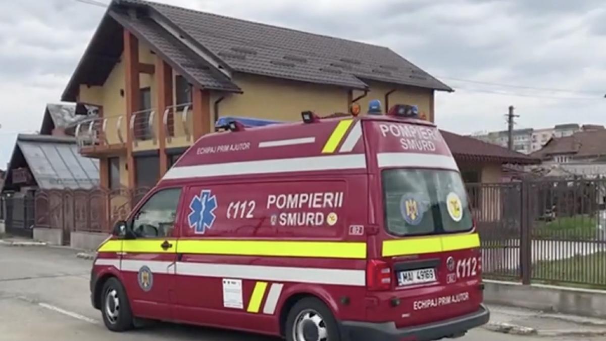 copil cazut groapa cimitir inmormantat bunicul mioveni arges