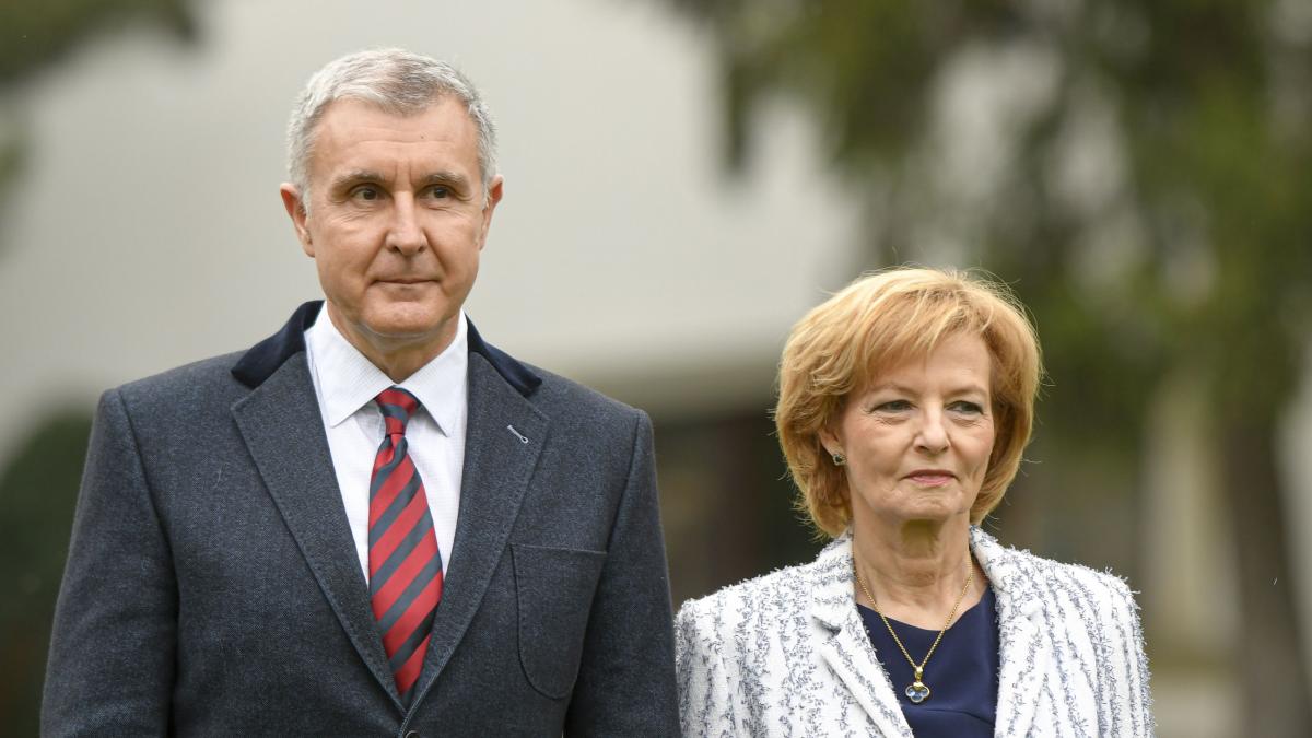 familia regala a romaniei sarbatori pascale pace