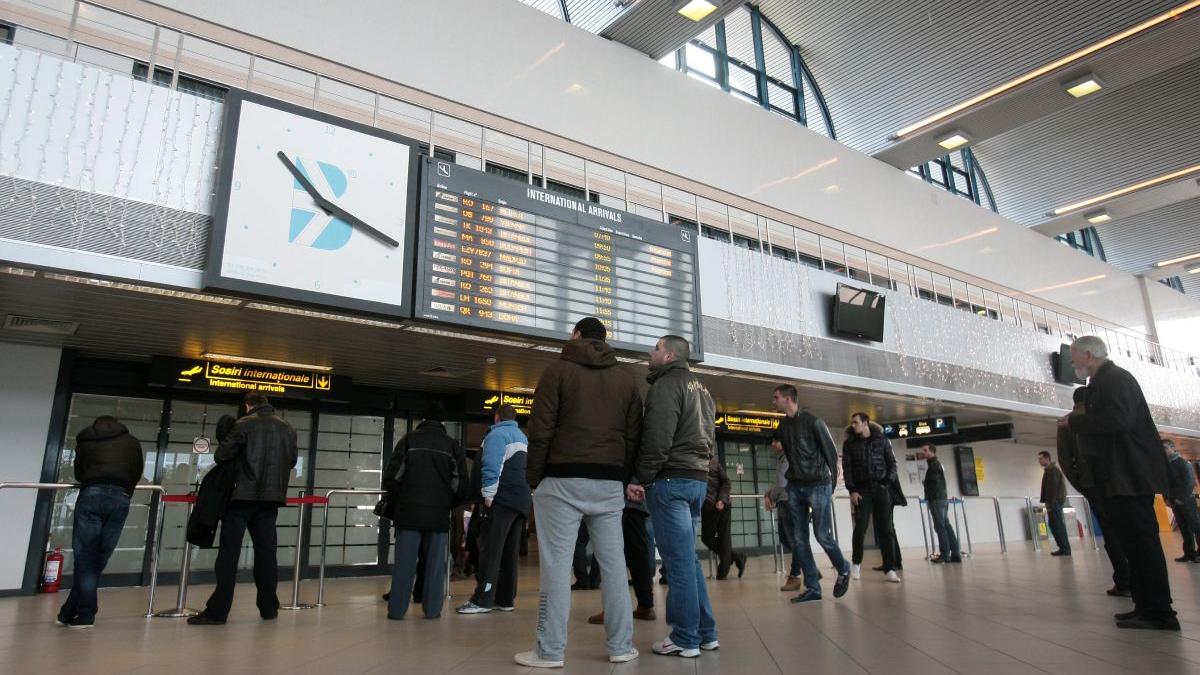 zboruri reprogramate aeroportul otopeni intarzieri peste 4 ore