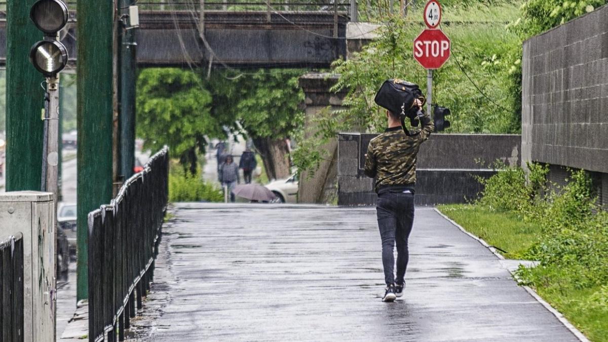 cod galben ploi vant patru judete avertizare meteo 18 aprilie 2023