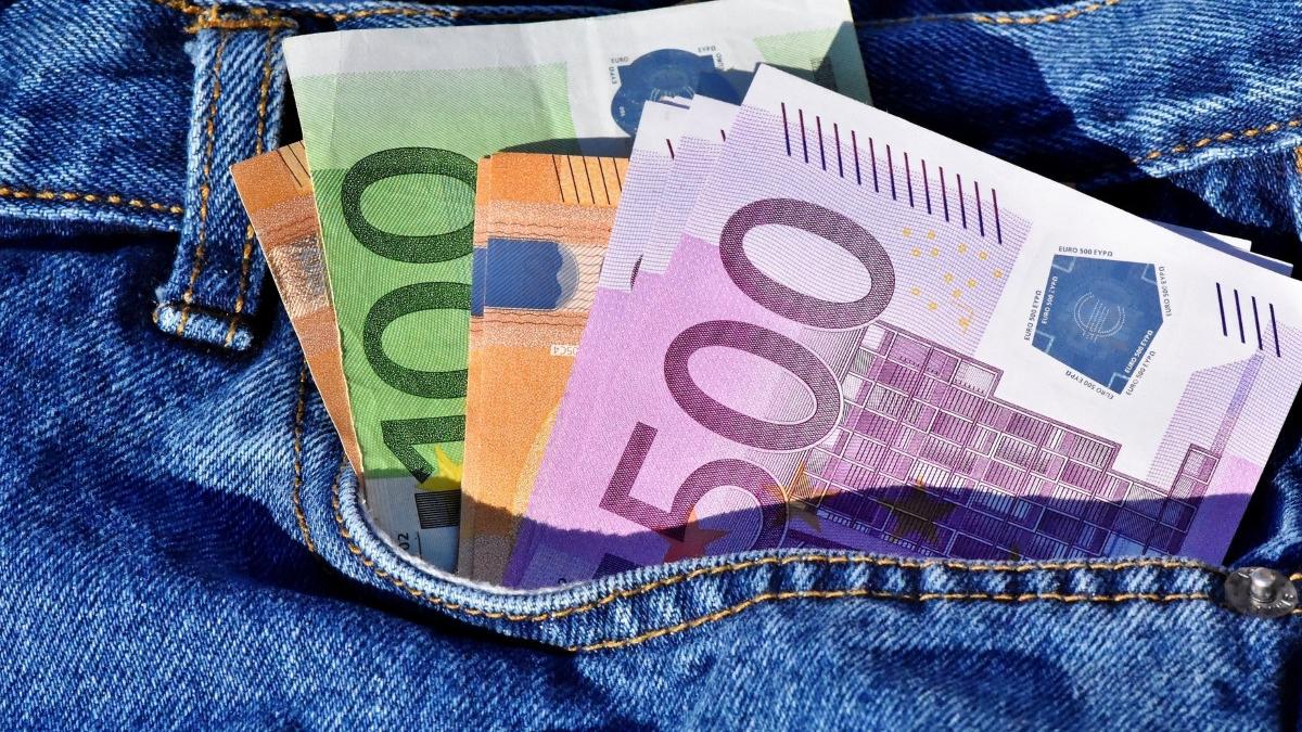 jaf de 13 000 de lei dintr un centru de plasament din bistrita doi tineri au fost retinuti