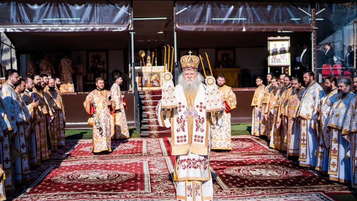 ips calinic se opune unificarii pastelui ortodox cu cel catolic