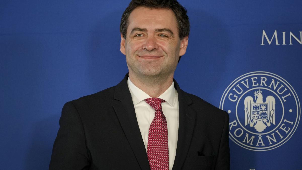 ministrul de externe al republicii moldova nicu popescu