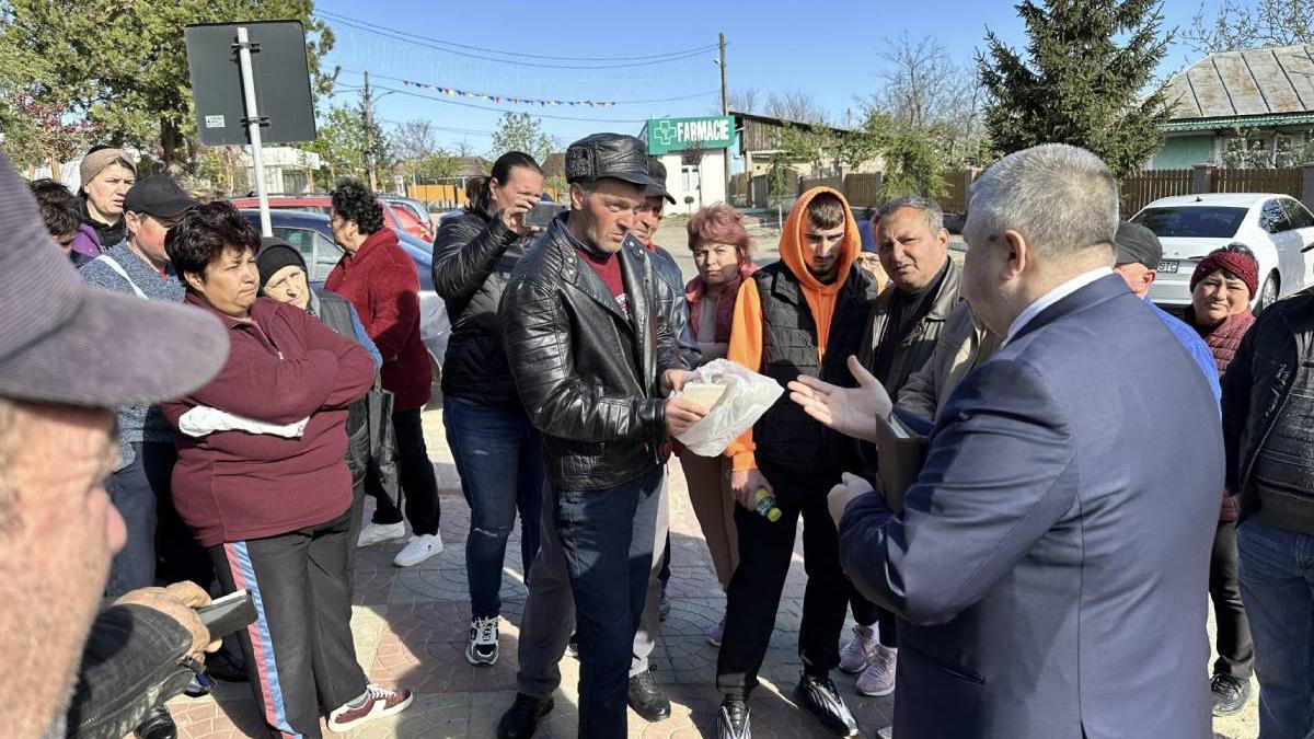 revolta comuna vaslui impotriva primar