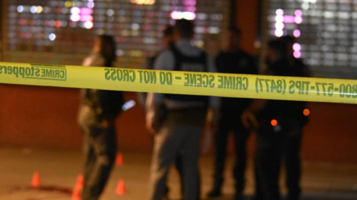 patru adulti copil ucisi schimb focuri texas suspect libertate