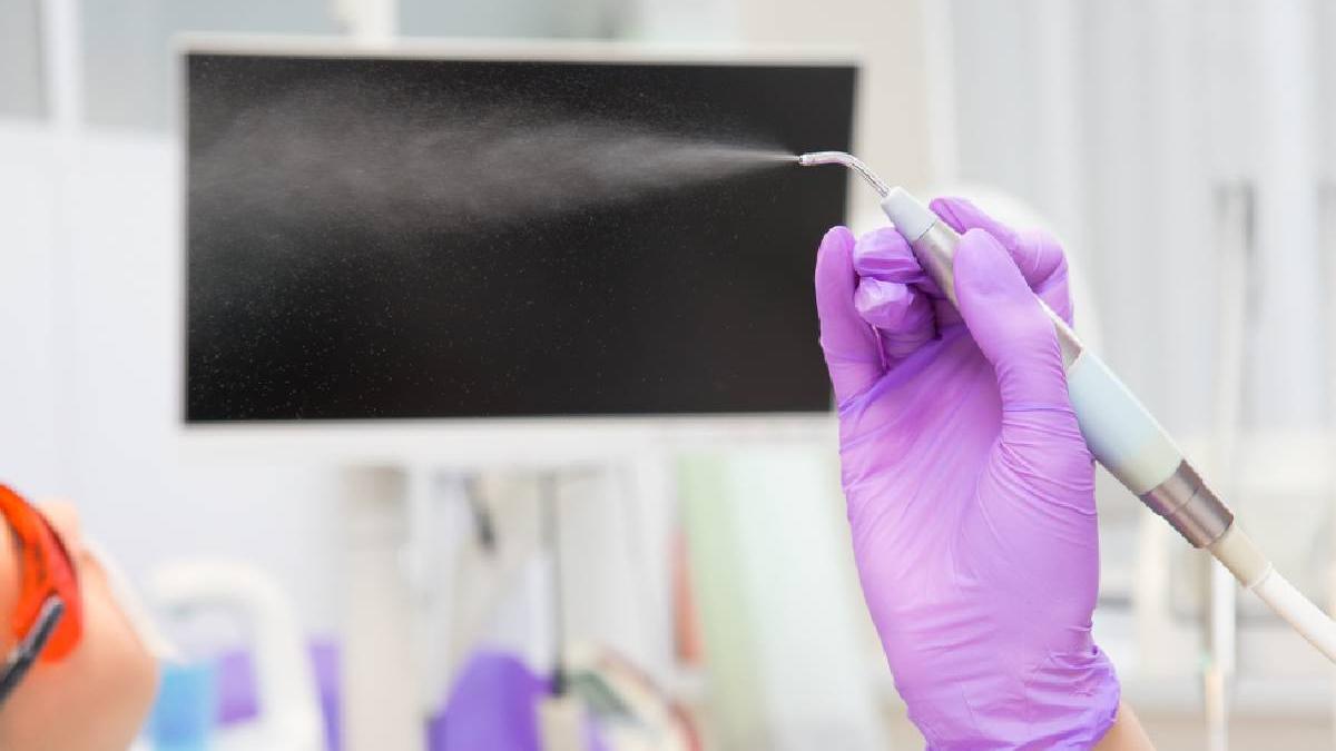 ce presupune procedura de airflow dentar si ce rol are