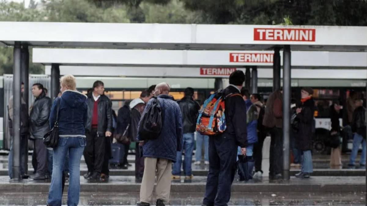 italia paralizata greva generala transport public orase mari blocate