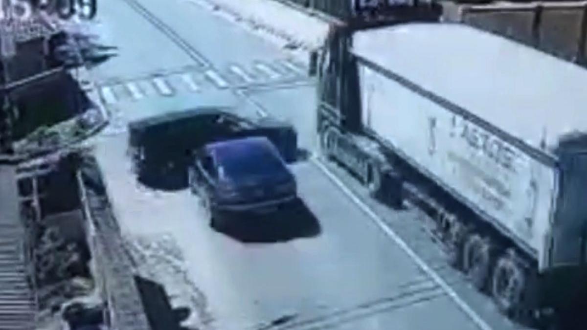 accident doi morti lumina constanta filmat camera de supraveghere