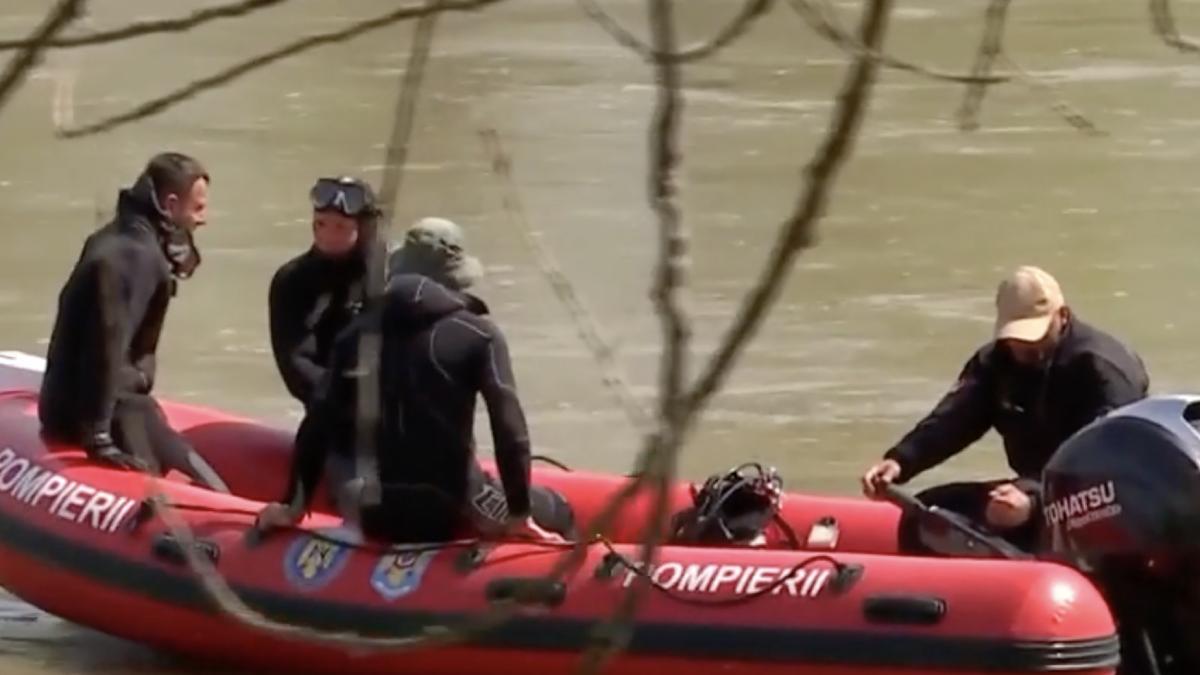 cadavrul unuia dintre cei patru disparuti rau mures gasit