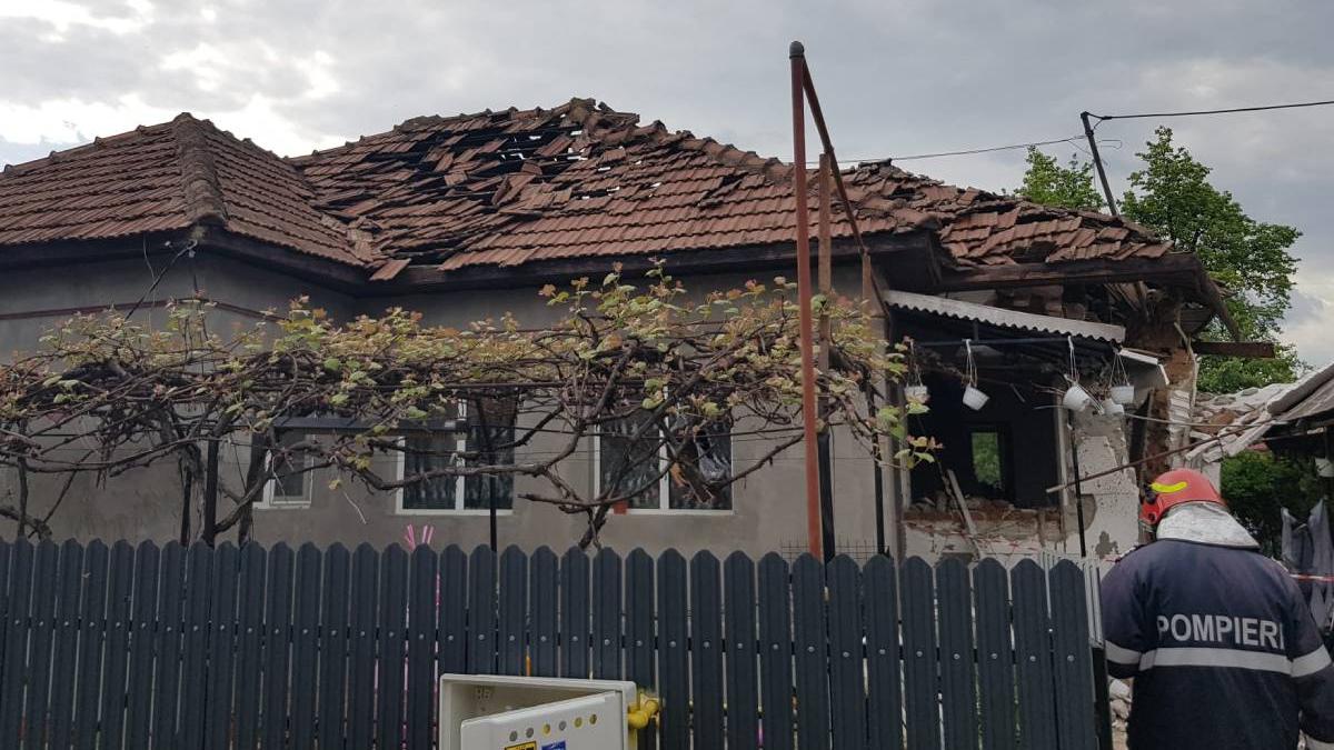 explozie butelie casa jiblea noua calimanesti valcea