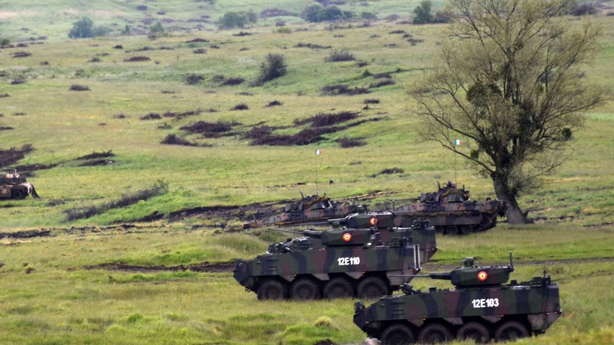 coloane militare frecatei varsatura soldati straini romania saber guardian 23