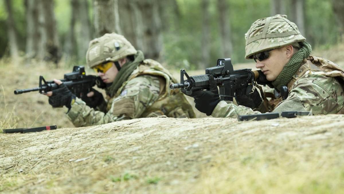 doi militari raniti poligon floresti grenada explodat teava aruncator