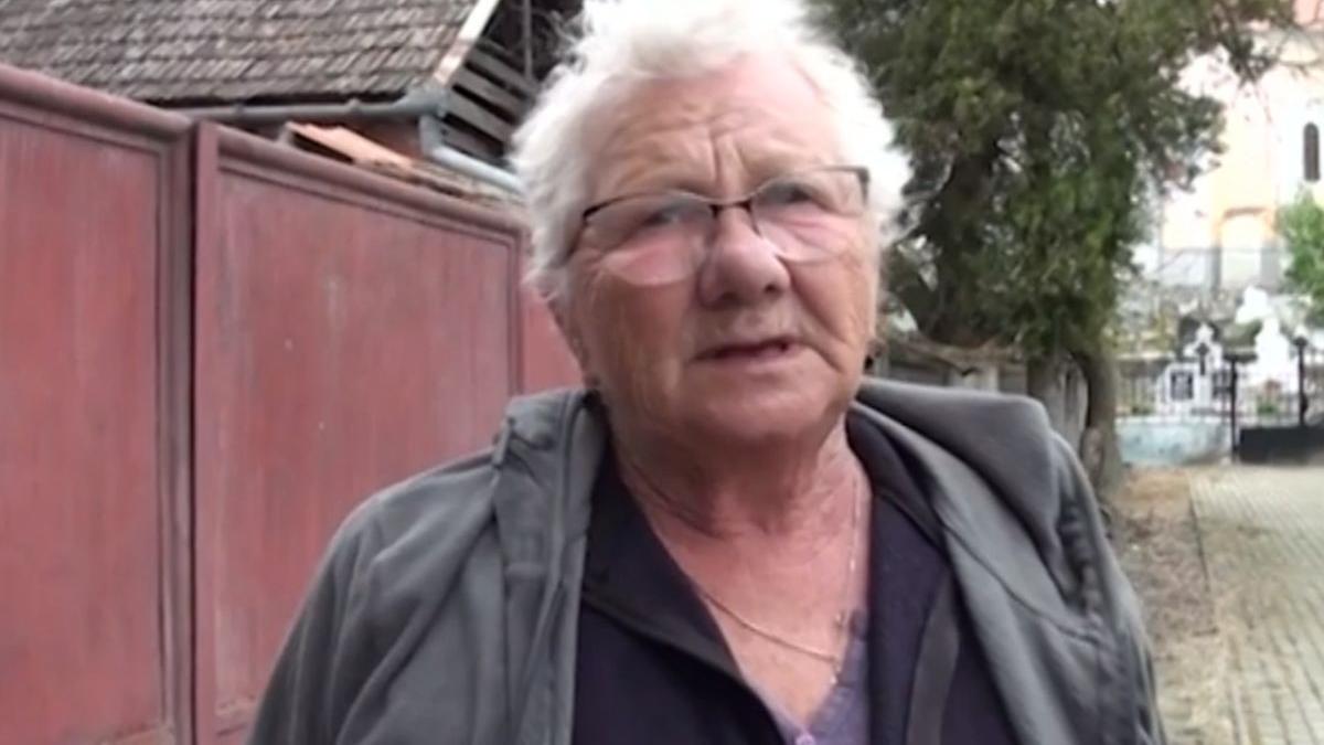 hot 76 ani prins flagrant furt bijuterii vecina pelerinaj