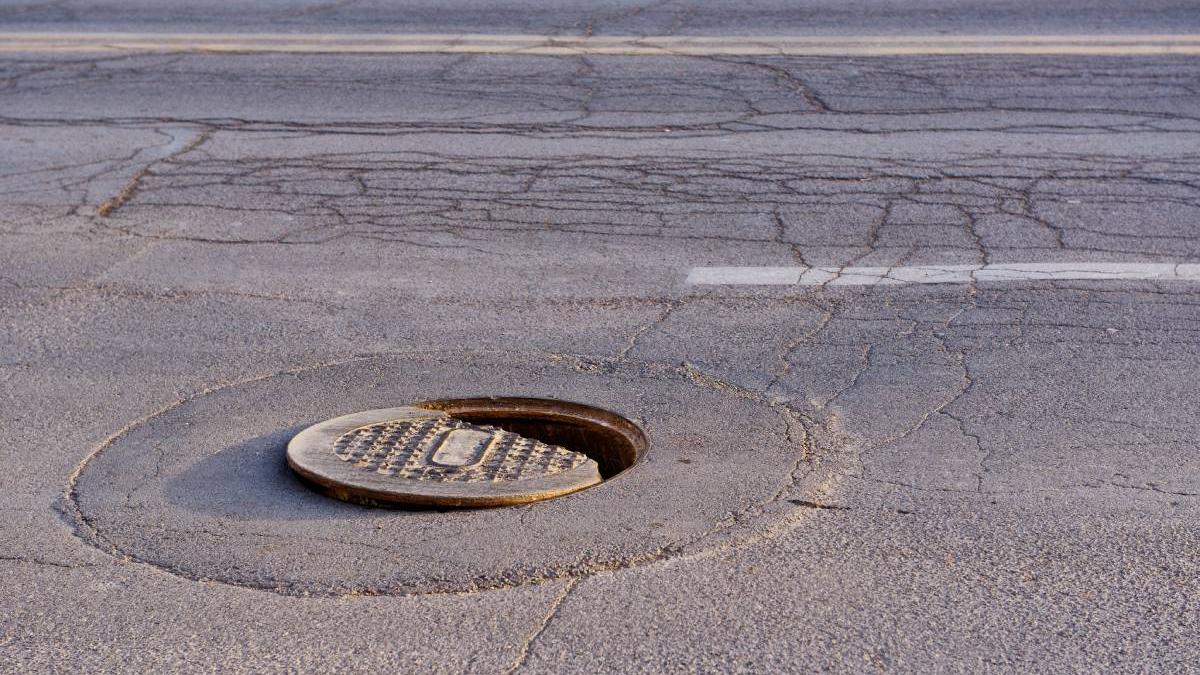 cablu telecomunicatii 100 000 lei furat canal onesti