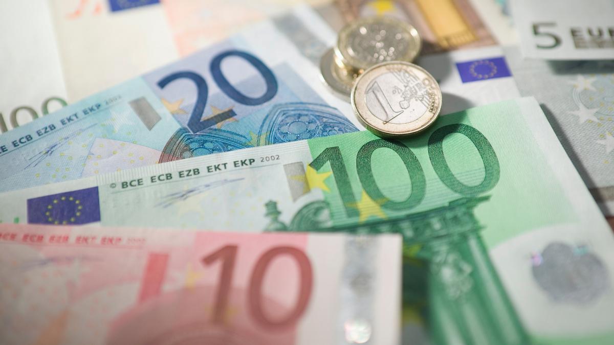 euro 200 ajutor stat 200 euro calculatoare cerere 22 mai