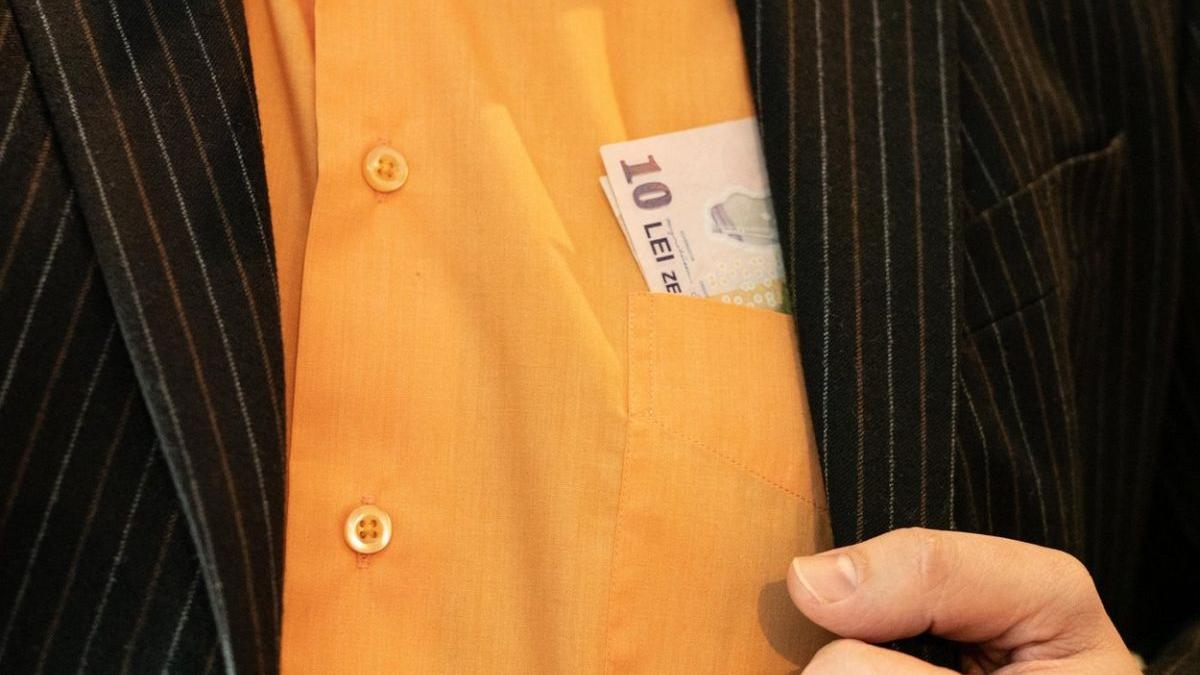 tabel salarii functie varsta bani castig romani