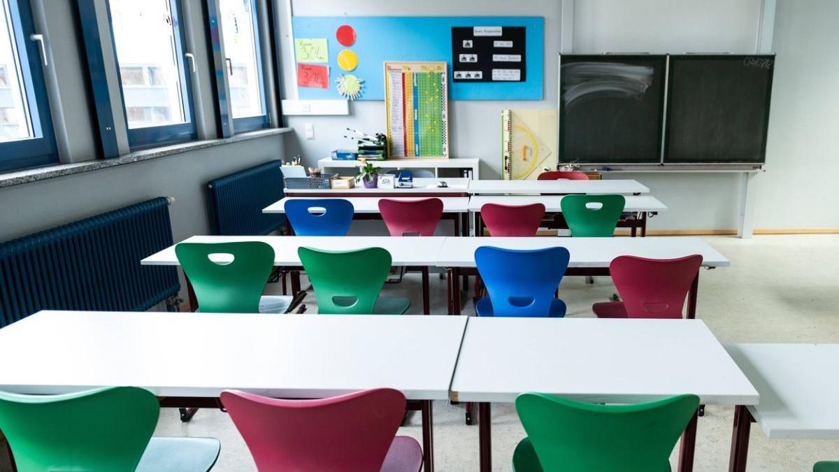 maine greva avertisment profesori inchidere scoli