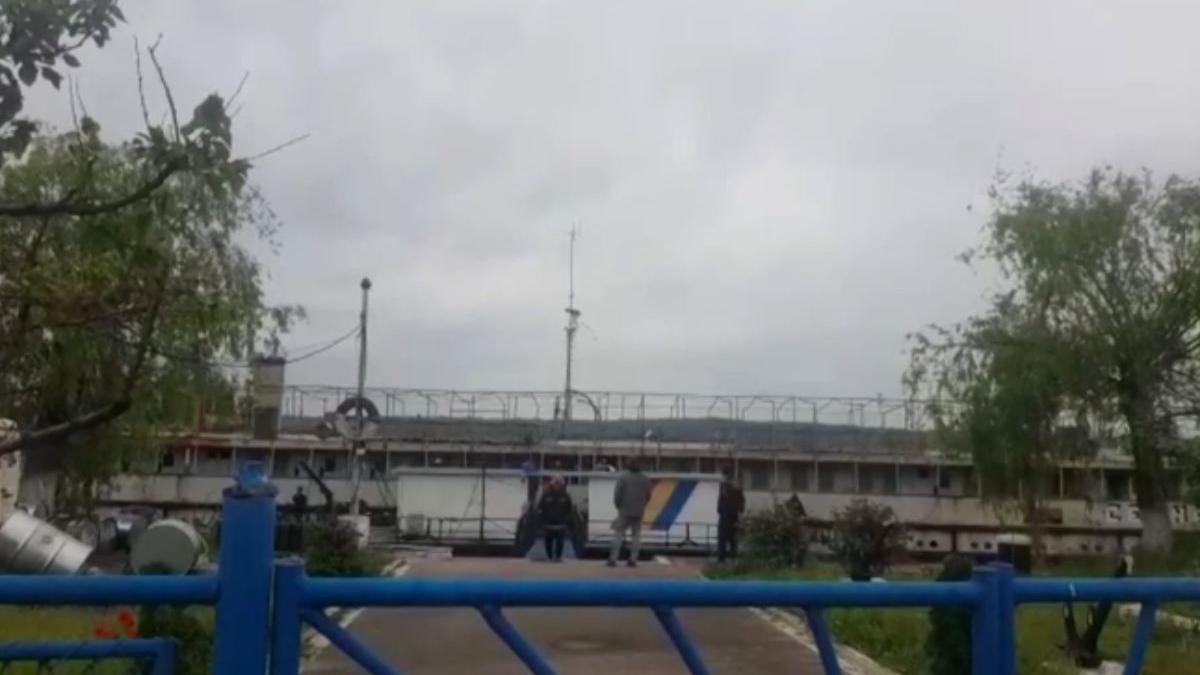 explizie incendiu nava politia de frontiera mehedinti trei agenti raniti