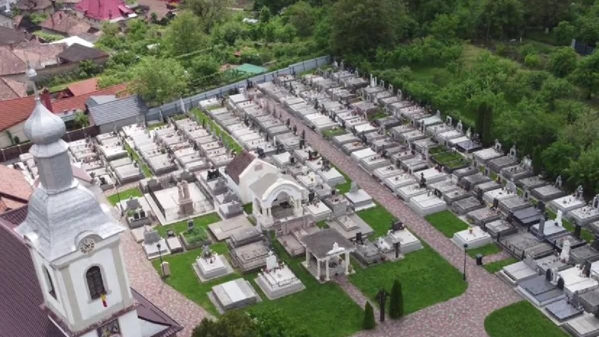 cimitir digitalizat romania reghin mures cod qr
