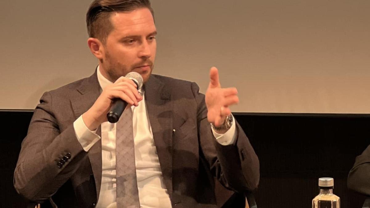 viceprimarul capitalei stelian bujduveanu piata revolutiei spatiu pietonal