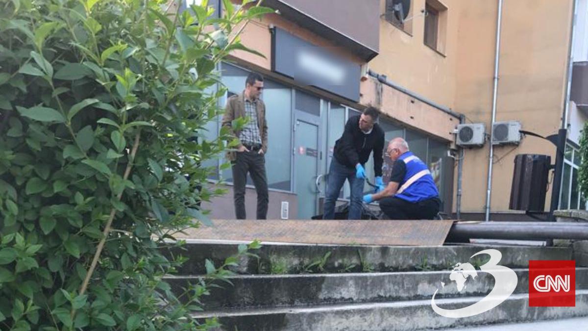 barbat si a dat foc langa liceu ramnicu valcea