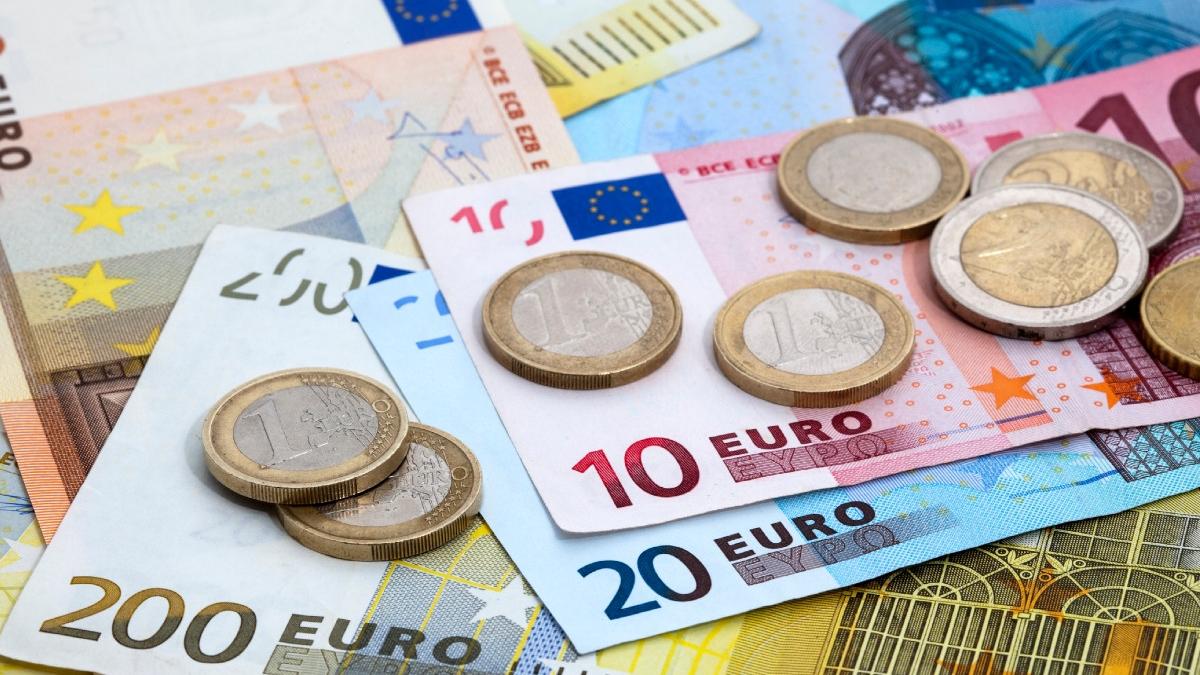 bancile isi toarna clientii la anaf pentru executari silite anunt lucian heius