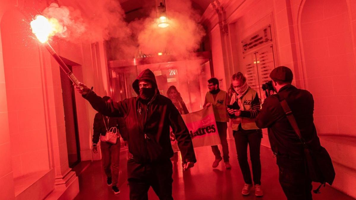 cum au infiltrat rusii oameni la protestele masive din europa