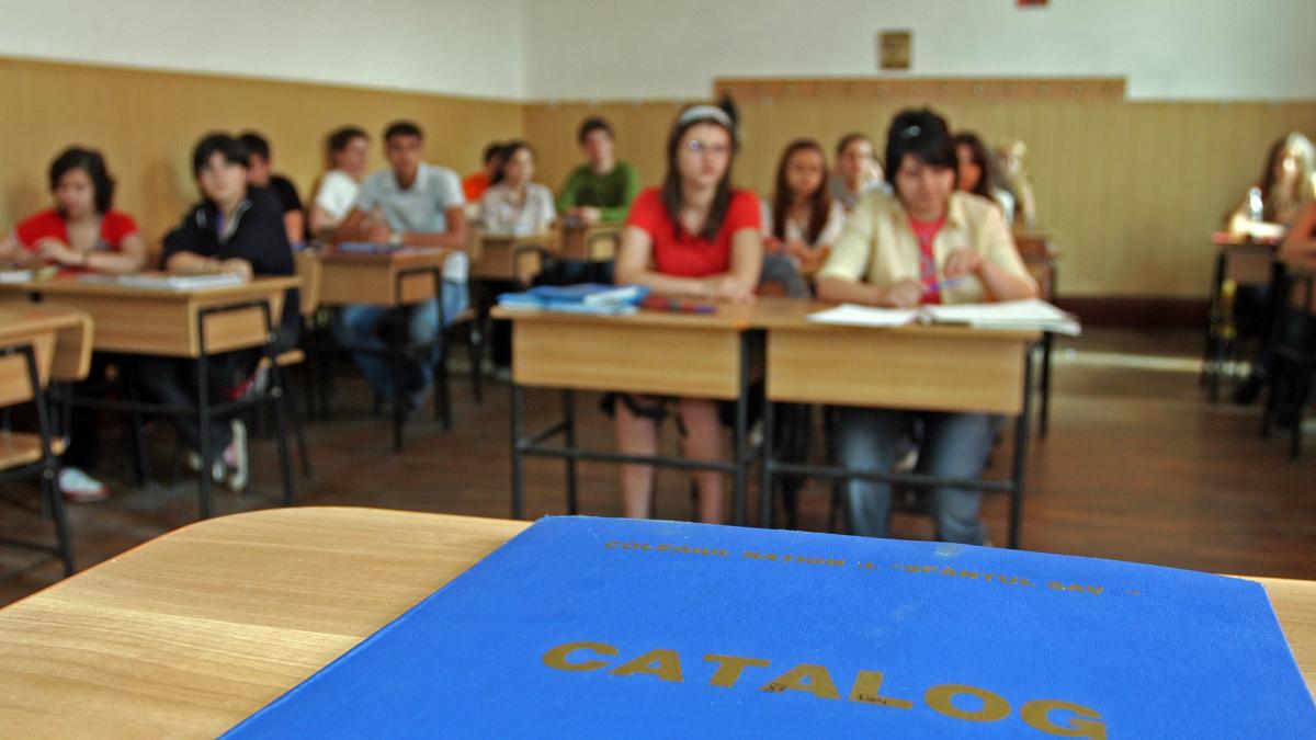 salarii profesori germania finlanda israel