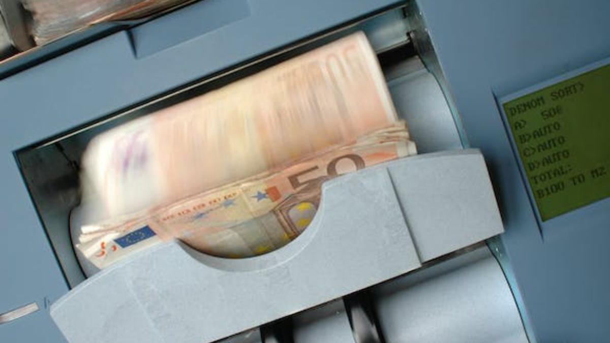 ajutor 1900 euro stat romani bransare apa canal