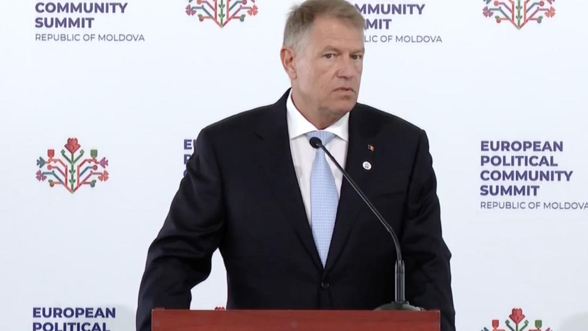 iohannis profesori sa se intoarca marti la scoala