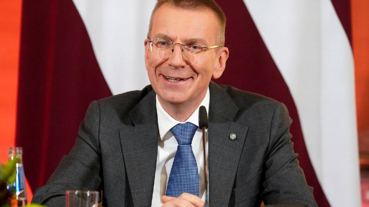 primul presedinte homosexual tara ue edgars rinkevics