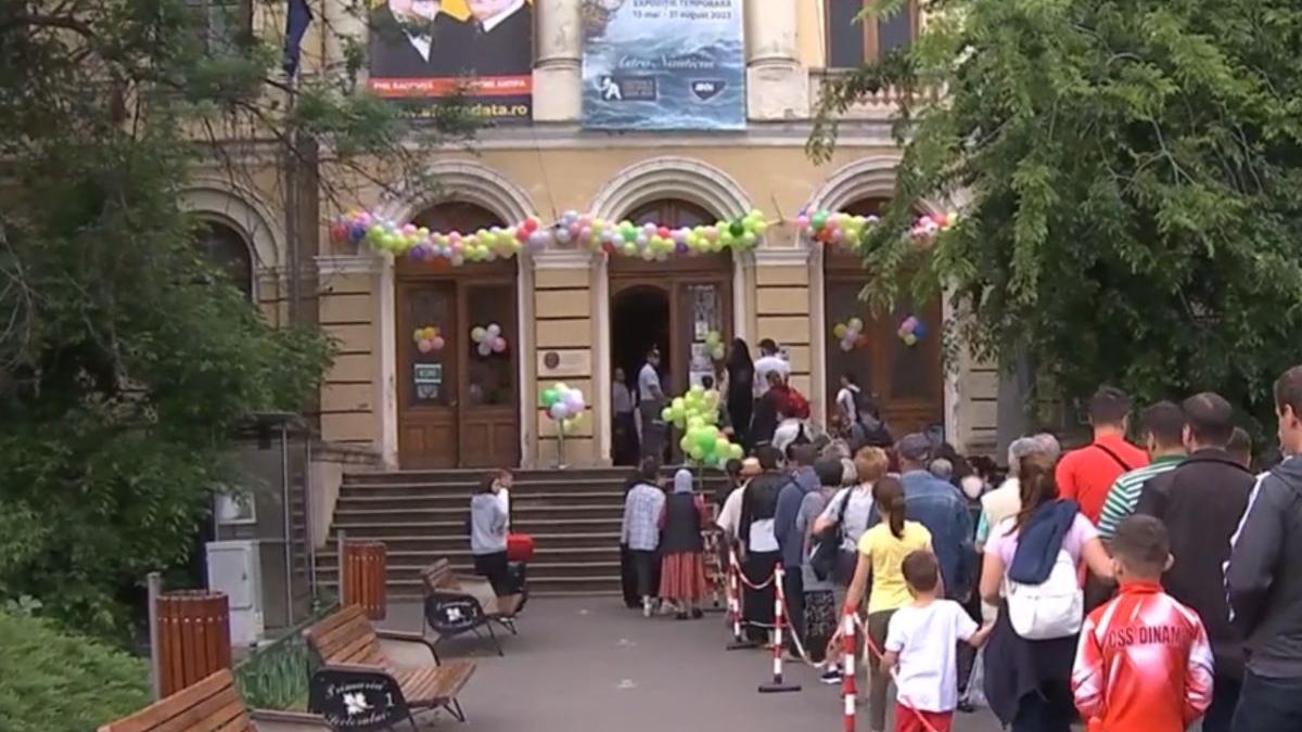 bucuresti locul copilariei spectacole expozitii jocuri ziua copilului