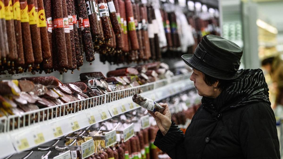 mezeluri preferate romani scumpiri preturi crescute